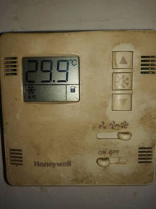 Honeywell墙壁式空调调节器怎么解除锁定
